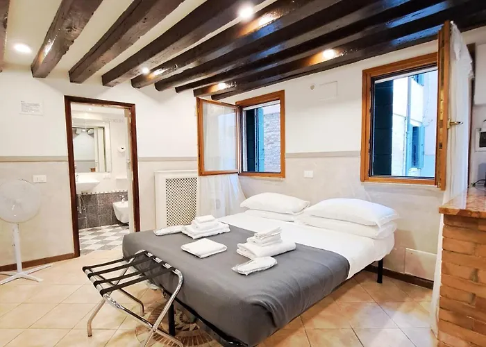 Lovely And Quiet Cannaregio Apartmán *